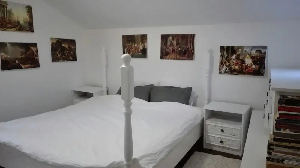 Lili's House - 557
