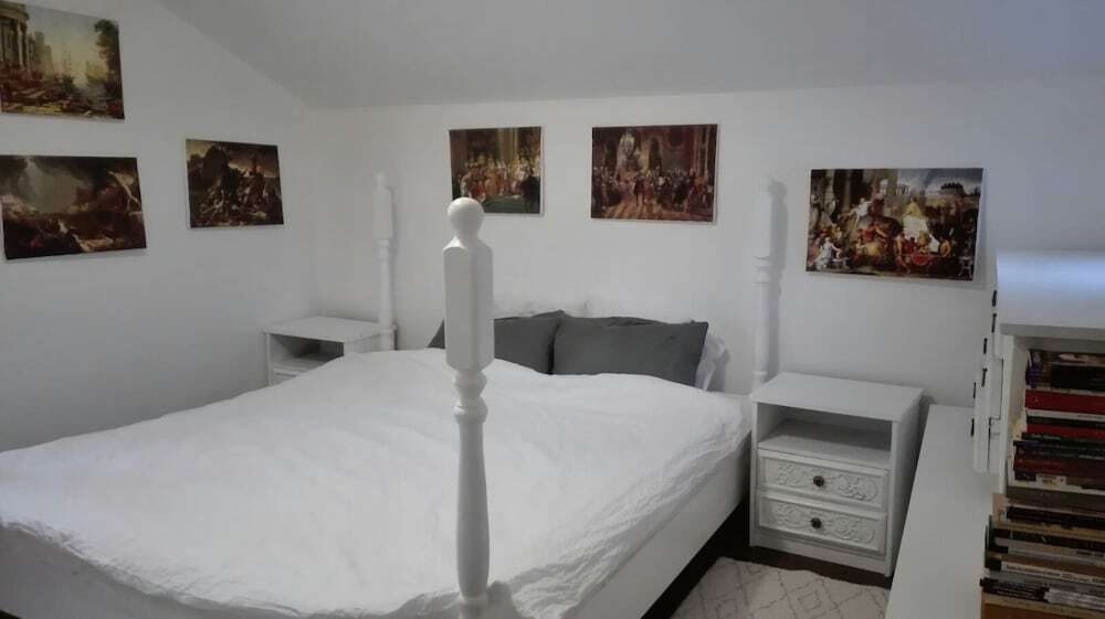 Lili's House - 710