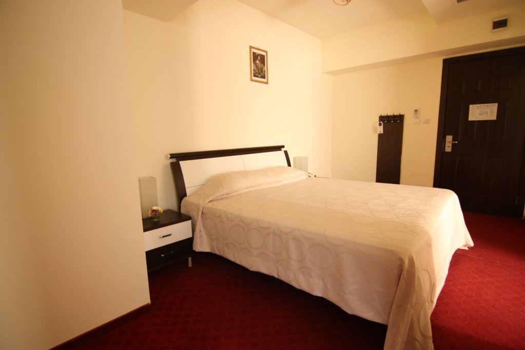 Lina Hotel - 278