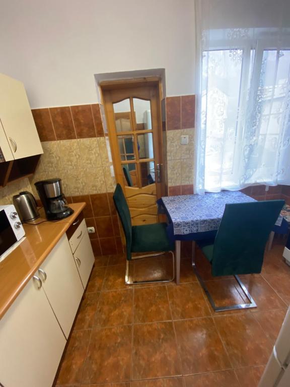 Linen Tree Apartment - 538