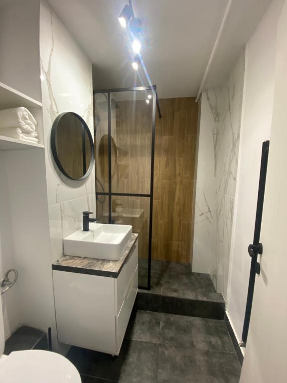 L&M Apartment - 467
