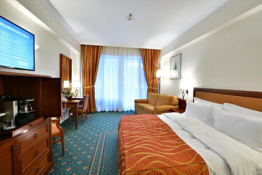 Lux Garden Hotel - 217