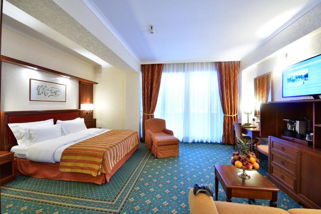 Lux Garden Hotel - 771