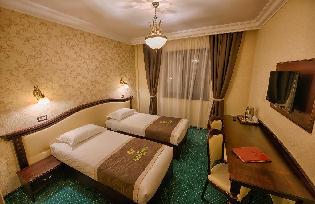 Magus Hotel - 847