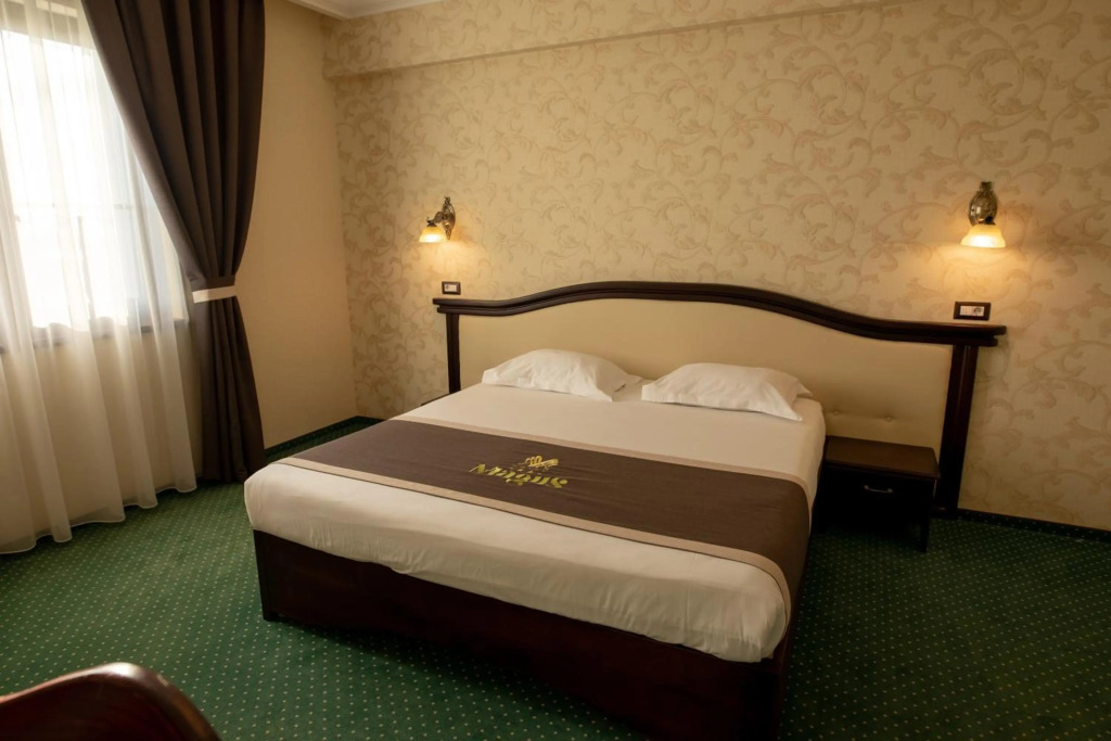Magus Hotel - 692