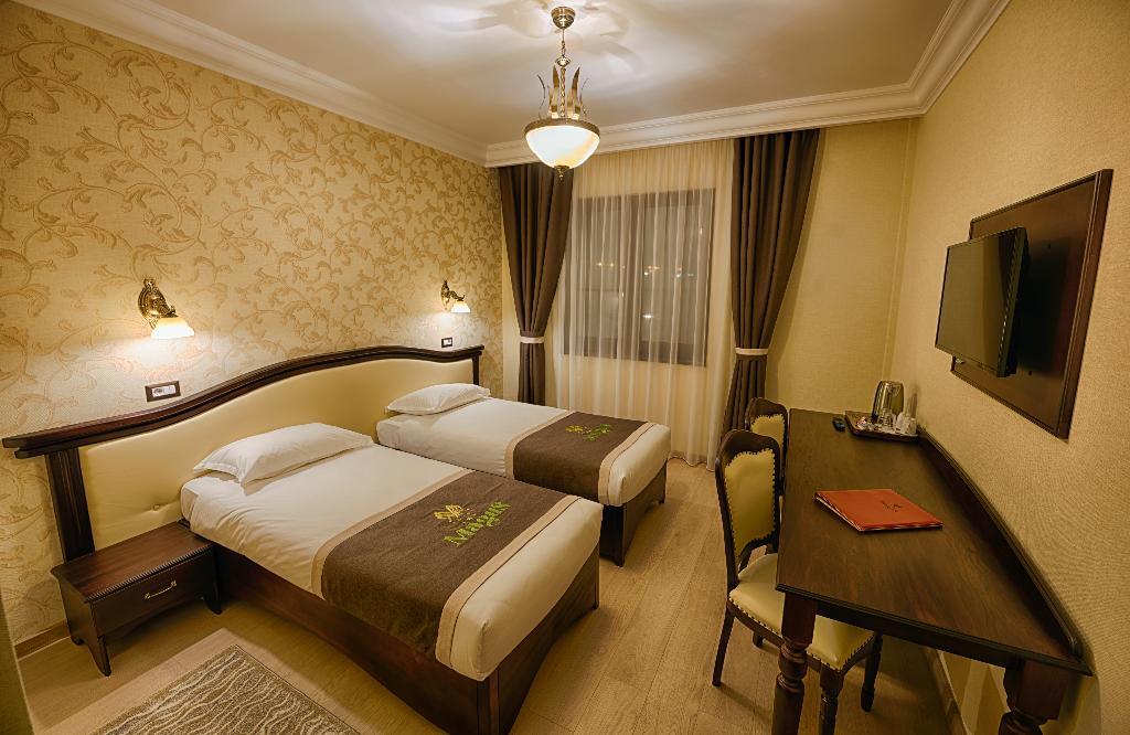 Magus Hotel - 341