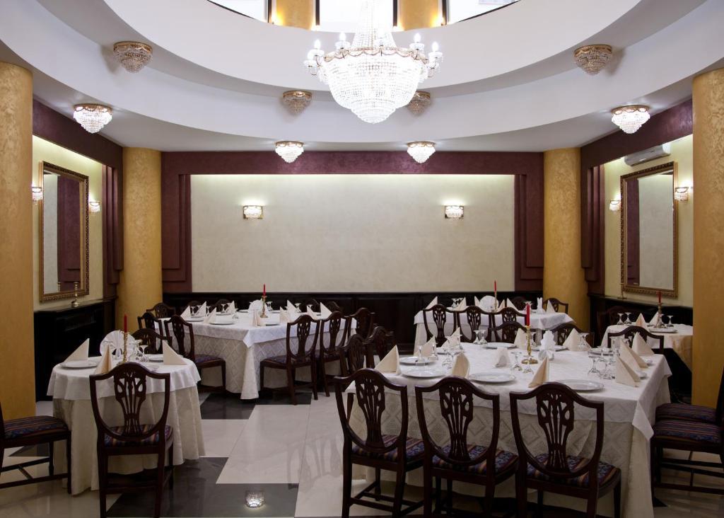 Hotel Majestic - 305