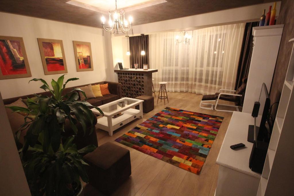 Majestic Residence - 221