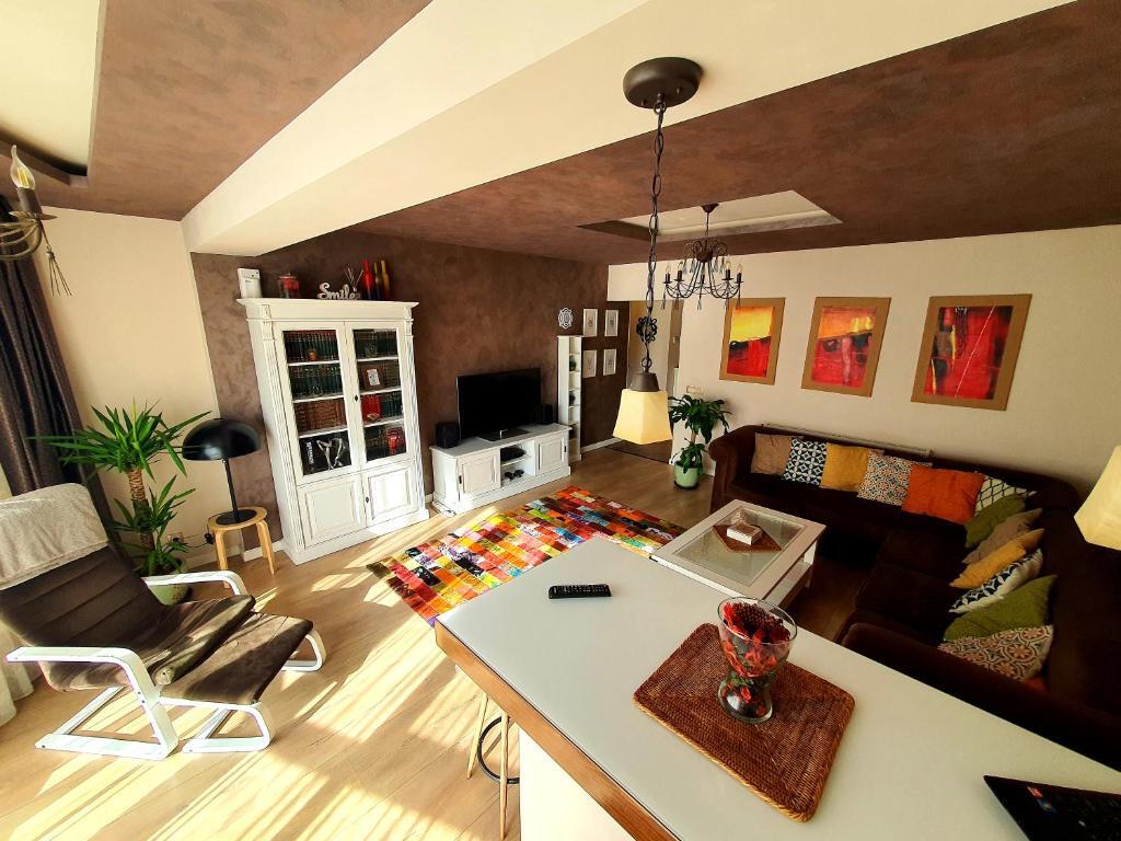Majestic Residence - 561