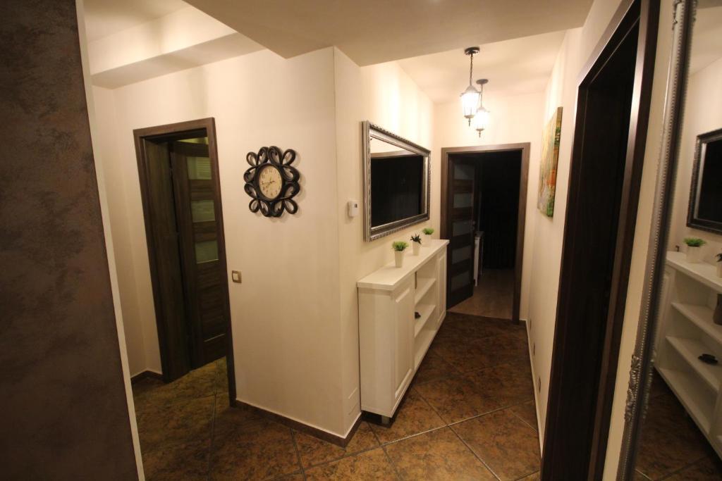 Majestic Residence - 162