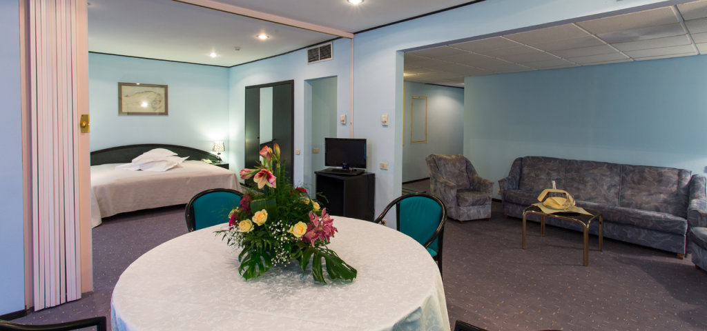 Hotel Mara - 338