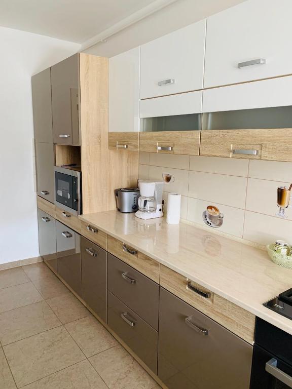 Marius Apartment - 599