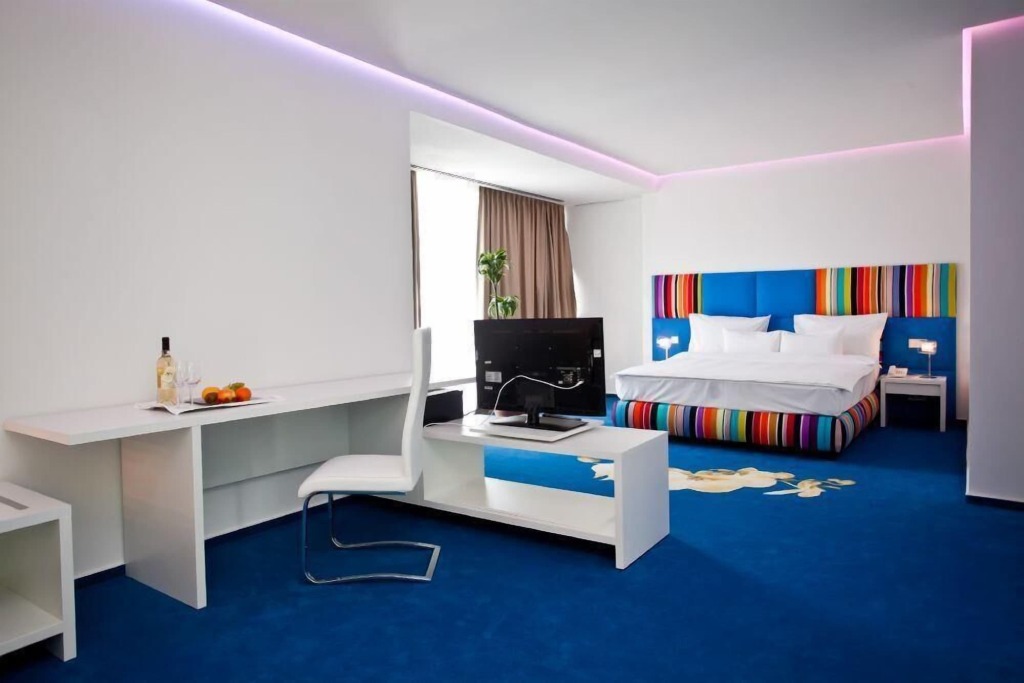 Marshal Garden Hotel - 73