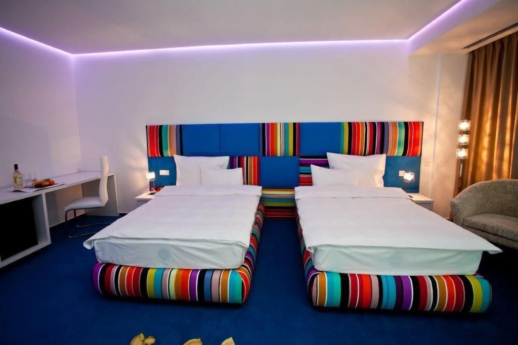 Marshal Garden Hotel - 820
