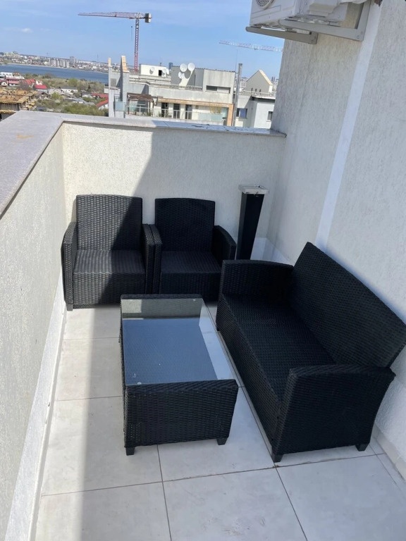 Marvelous 4 Room Penthouse W14-W15 - 599