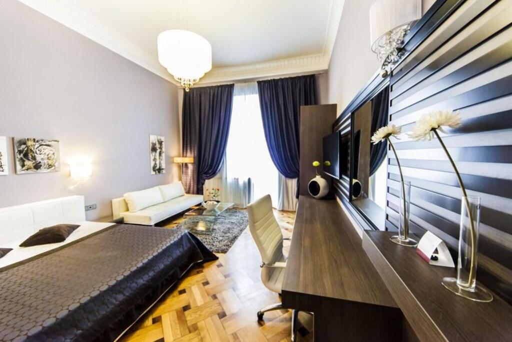 Matei Corvin Apartments - 340