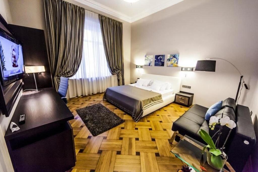 Matei Corvin Apartments - 487