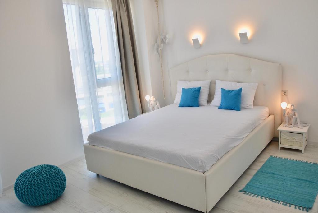 Mediterranean Style Apartment - 276