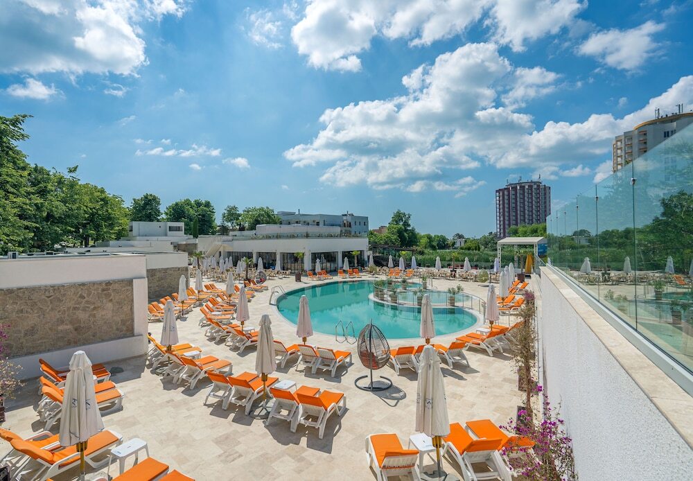 Mera Resort Venus - 1000