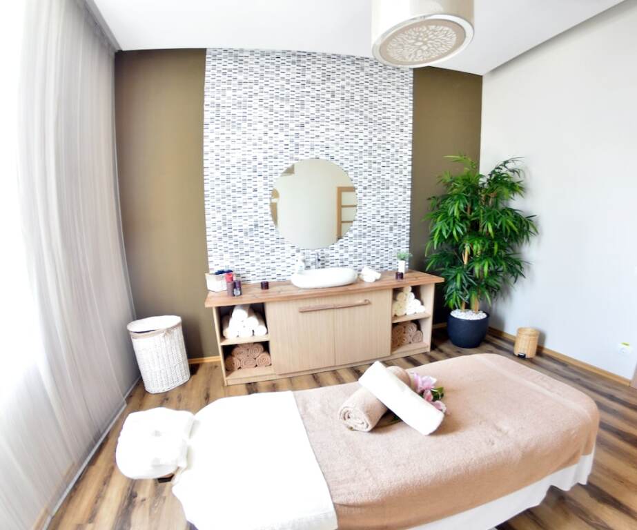 Mera Resort Venus - 215
