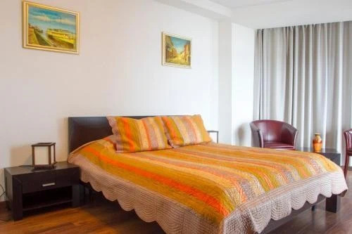 Hotel Navrom River - 631