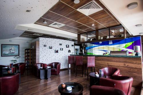 Hotel Navrom River - 222