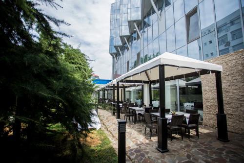 Hotel Navrom River - 376