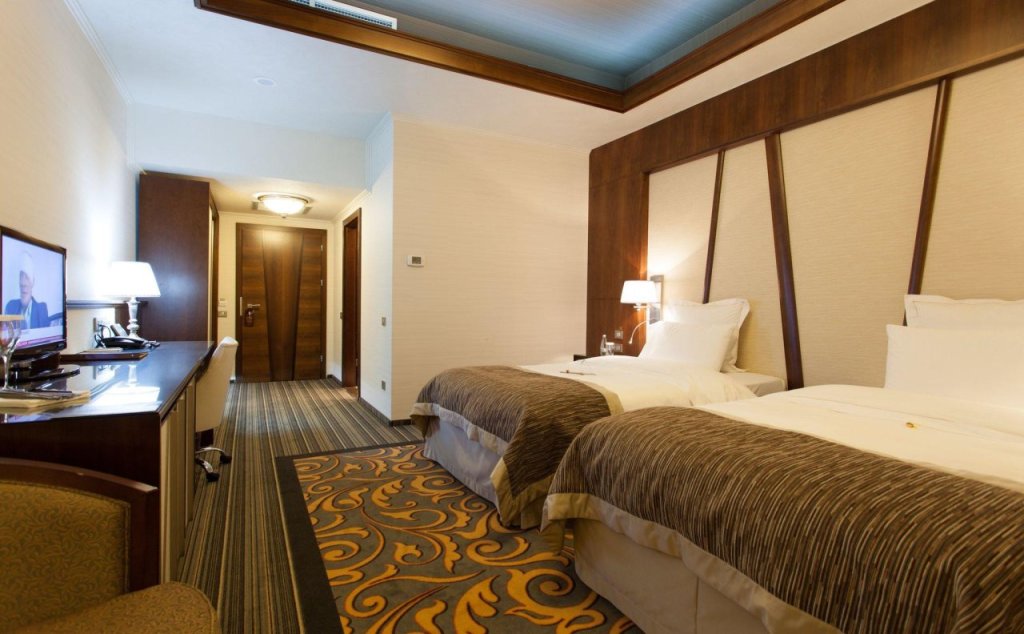Metropolis Hotel - 432