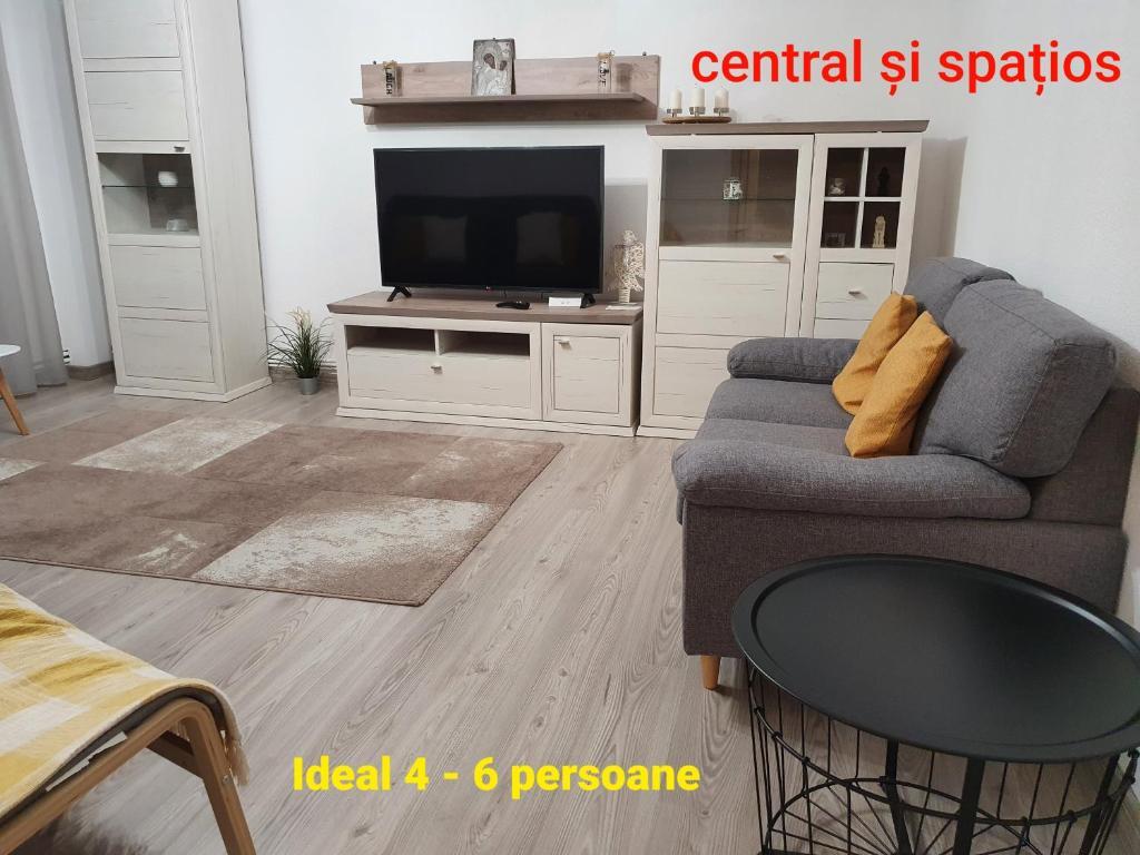 MIA Central, Large Apart, 3 rooms, 2 baths, AFI Mall - 410