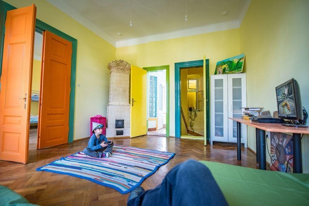 Mountain Tale - Hostel - 205