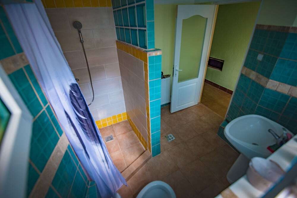 Mountain Tale - Hostel - 825