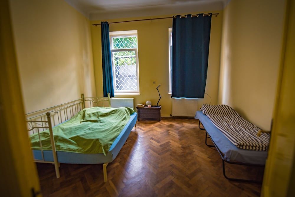 Mountain Tale - Hostel - 15