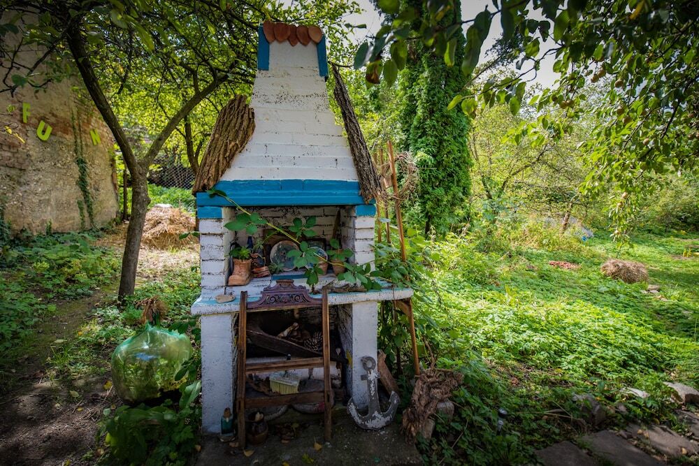 Mountain Tale - Hostel - 215