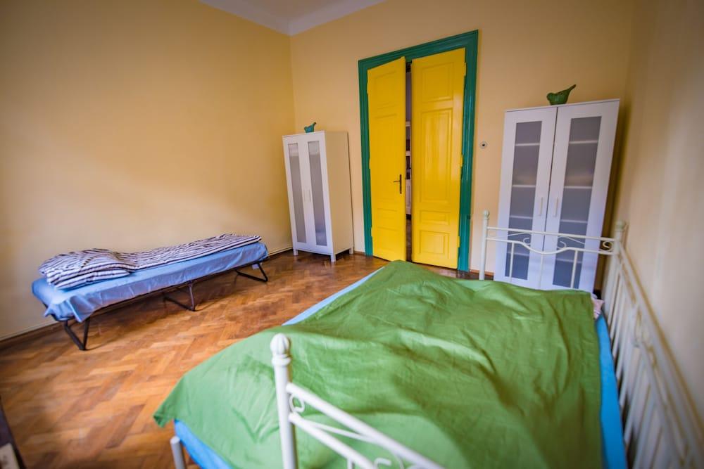 Mountain Tale - Hostel - 259