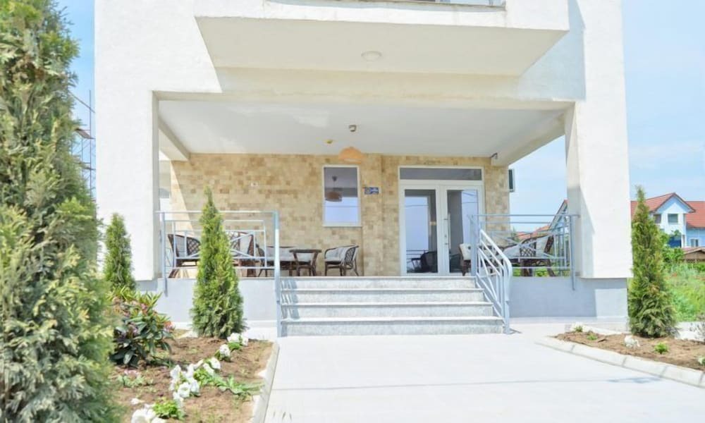Mykonos Mamaia Boutique Villa Hostel - 502
