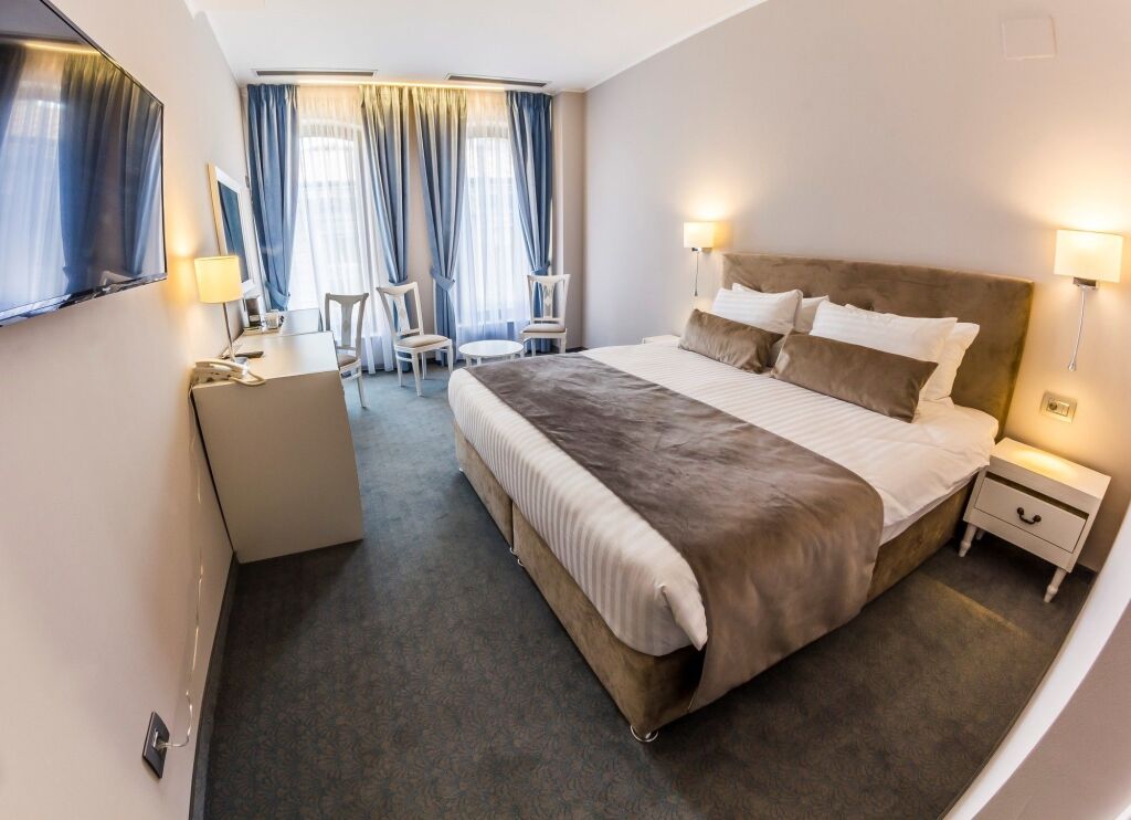 New Era Hotel Bucharest City - 880
