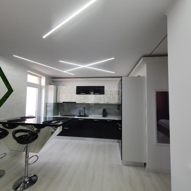 Noah Residence (Adults Only) - 817