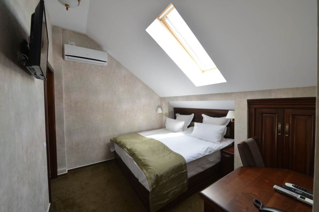 Noblesse Boutique Hotel - 6