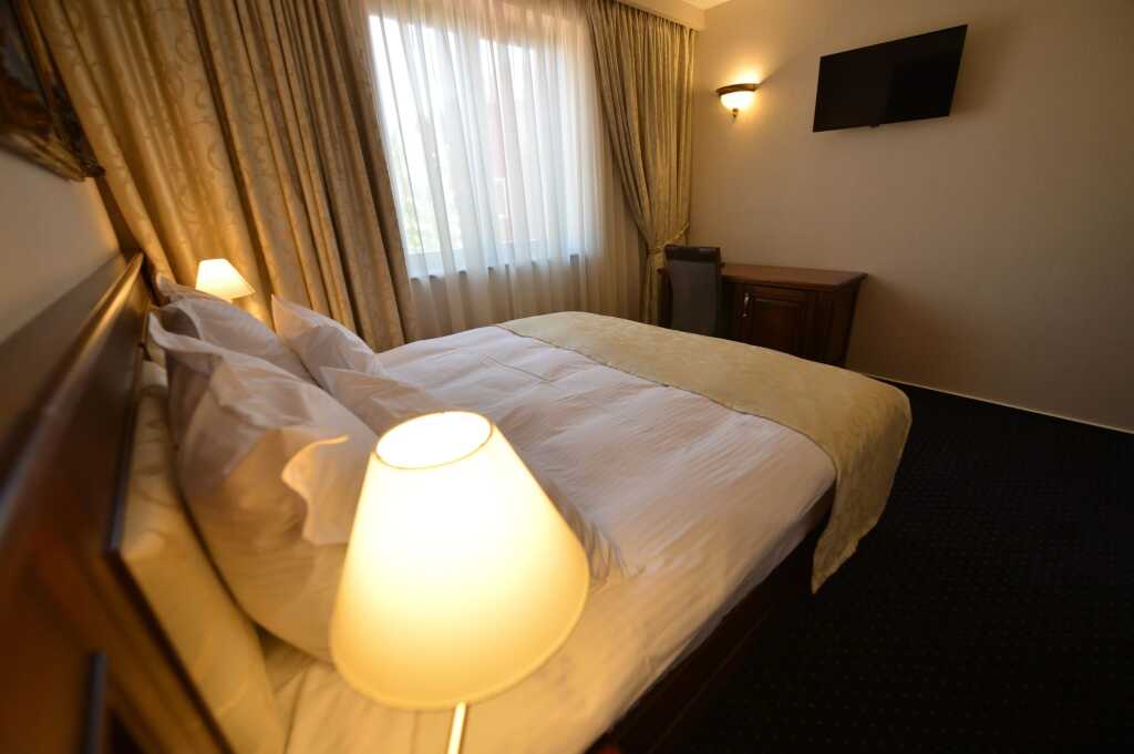 Noblesse Boutique Hotel - 378