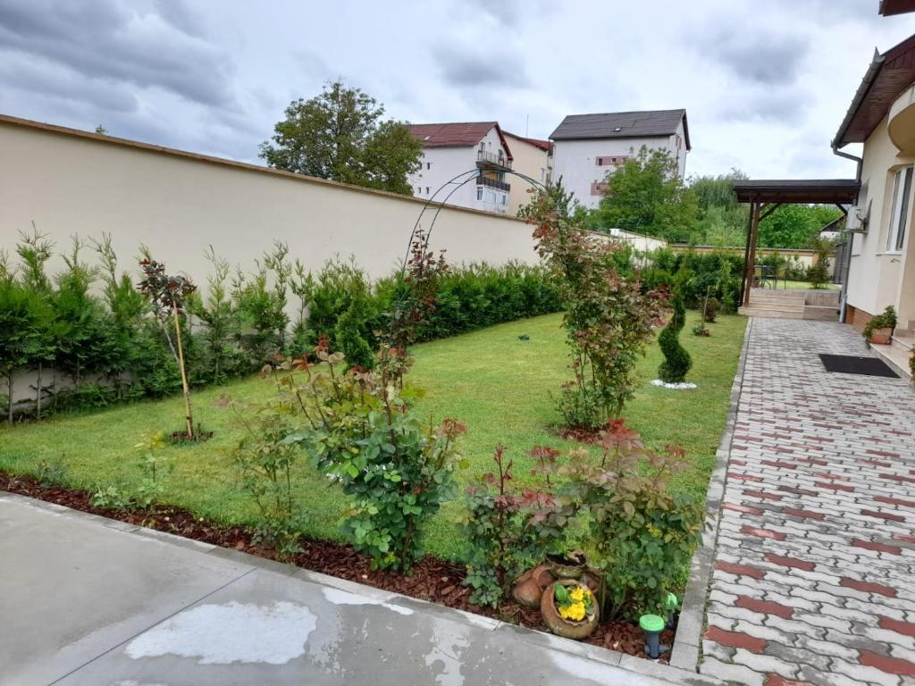 Noblesse House - 999