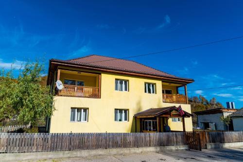 Noring Guest House - 628