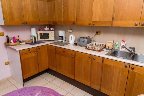 Noring Guest House - 749