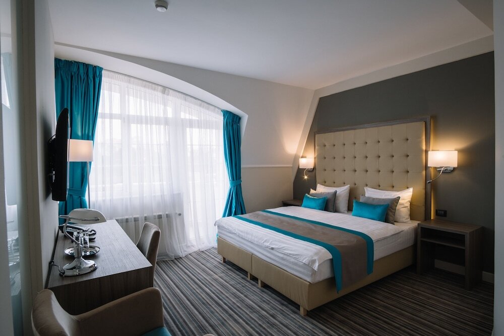 Norm Hill Hotel - 257