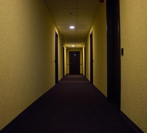 N&S Hotel - 944