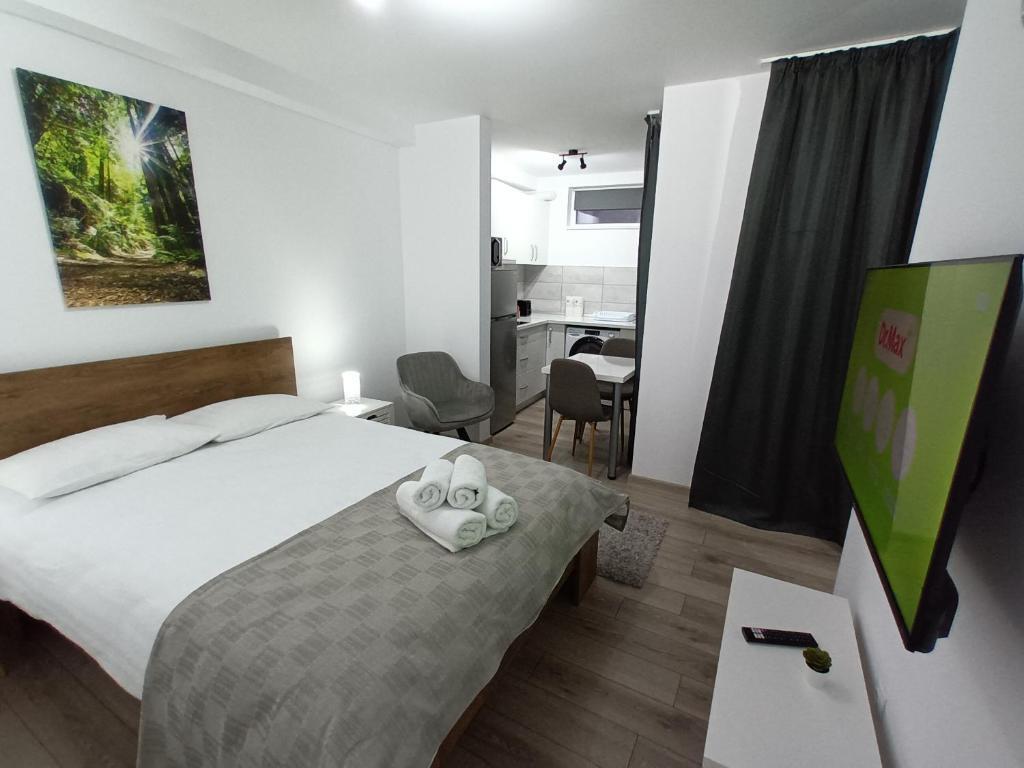 Old Town Studio Apartments - 181