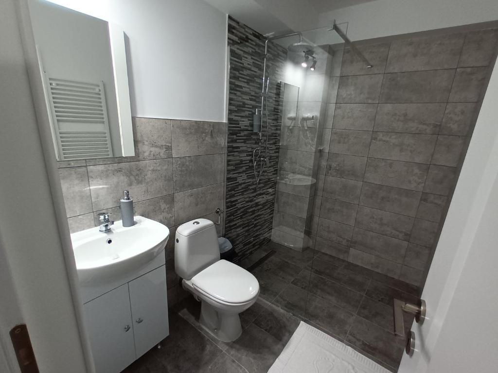 Old Town Studio Apartments - 417