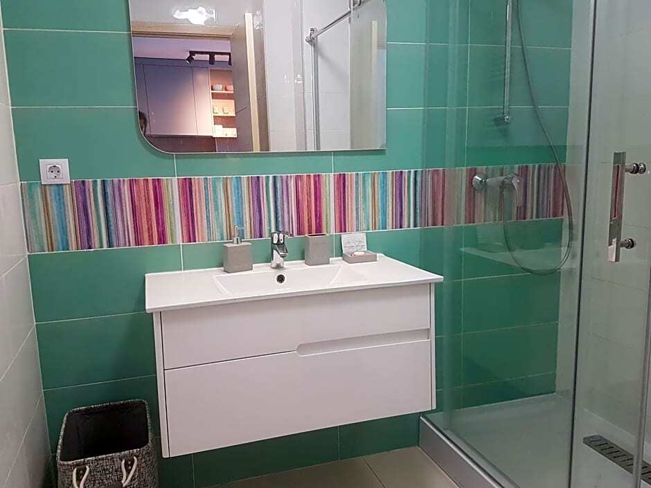 Onix Blue 17 - Mamaia Nord - 954