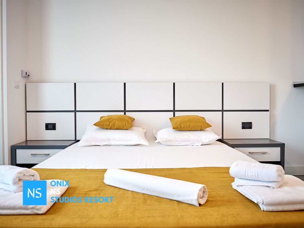 Onix Mamaia - 370