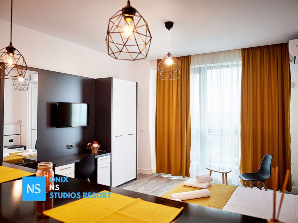 Onix Mamaia - 4