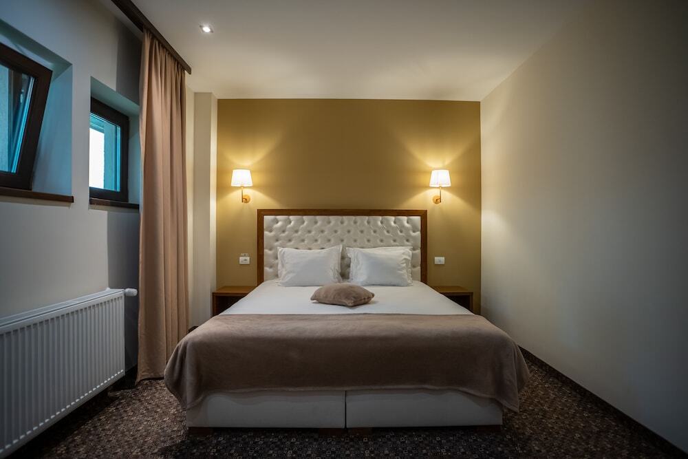 Opus Villa - 906
